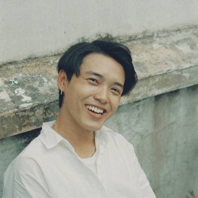 作者