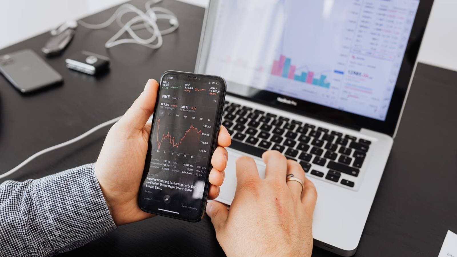 How Much Is IBM Worth After Its Revenue Warning? Free Cash Flow, Dividends, and Margin of Safety